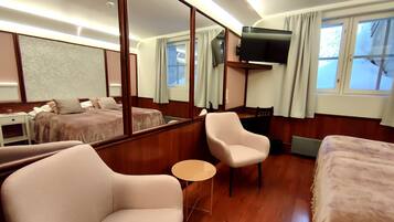 Habitación económica | 1 habitación y caja de seguridad en la habitación