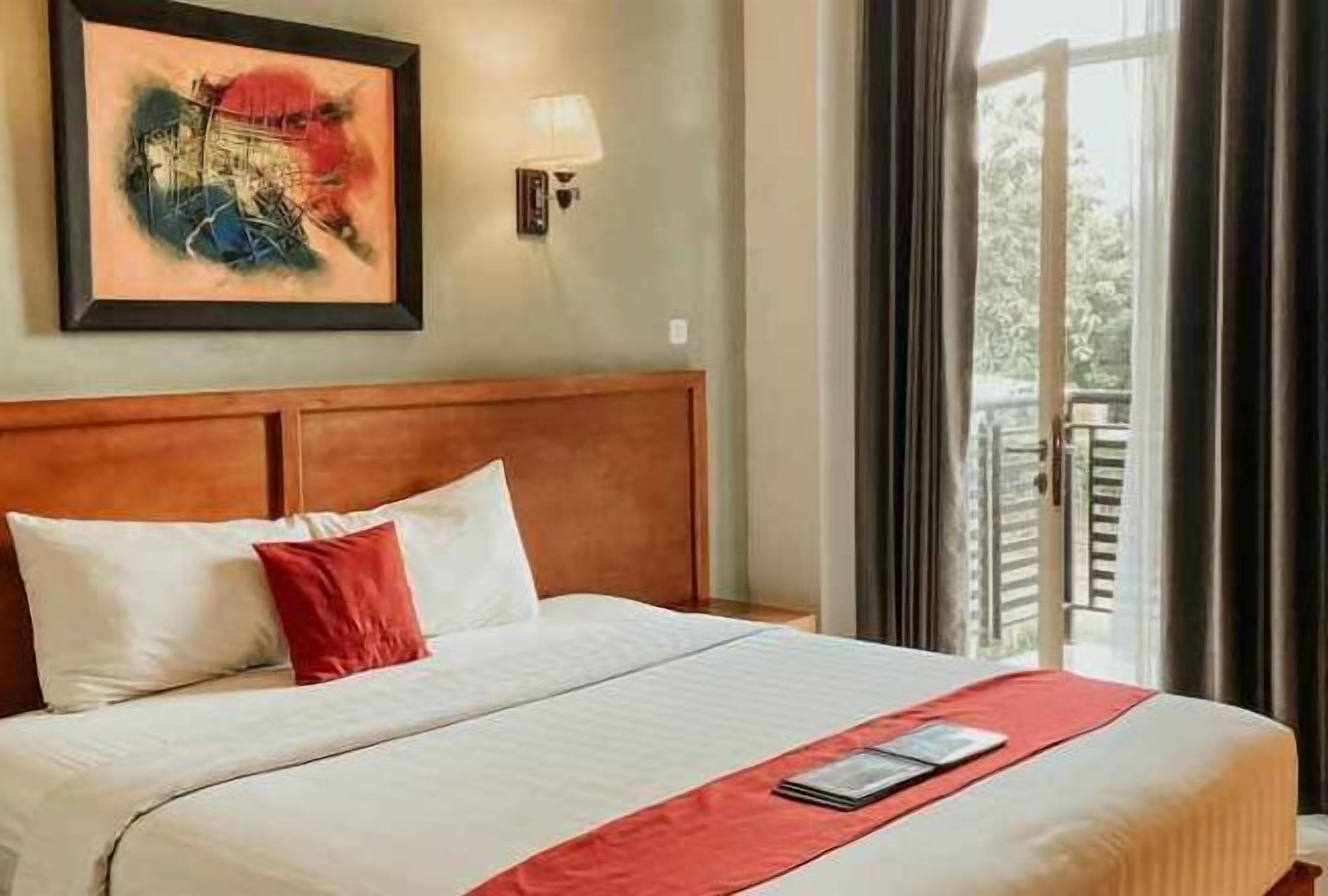 Hochwertige Bettwaren, Schreibtisch, kostenloses WLAN, Bettwäsche