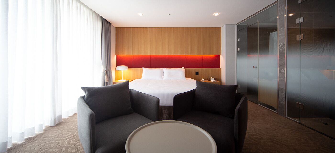 deluxe double room (a) | premium bedding, desk, blackout curtains, free wifi