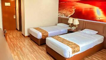 Economy Room | Premium bedding, individually decorated, desk, free WiFi