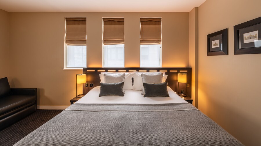 The Resident Victoria