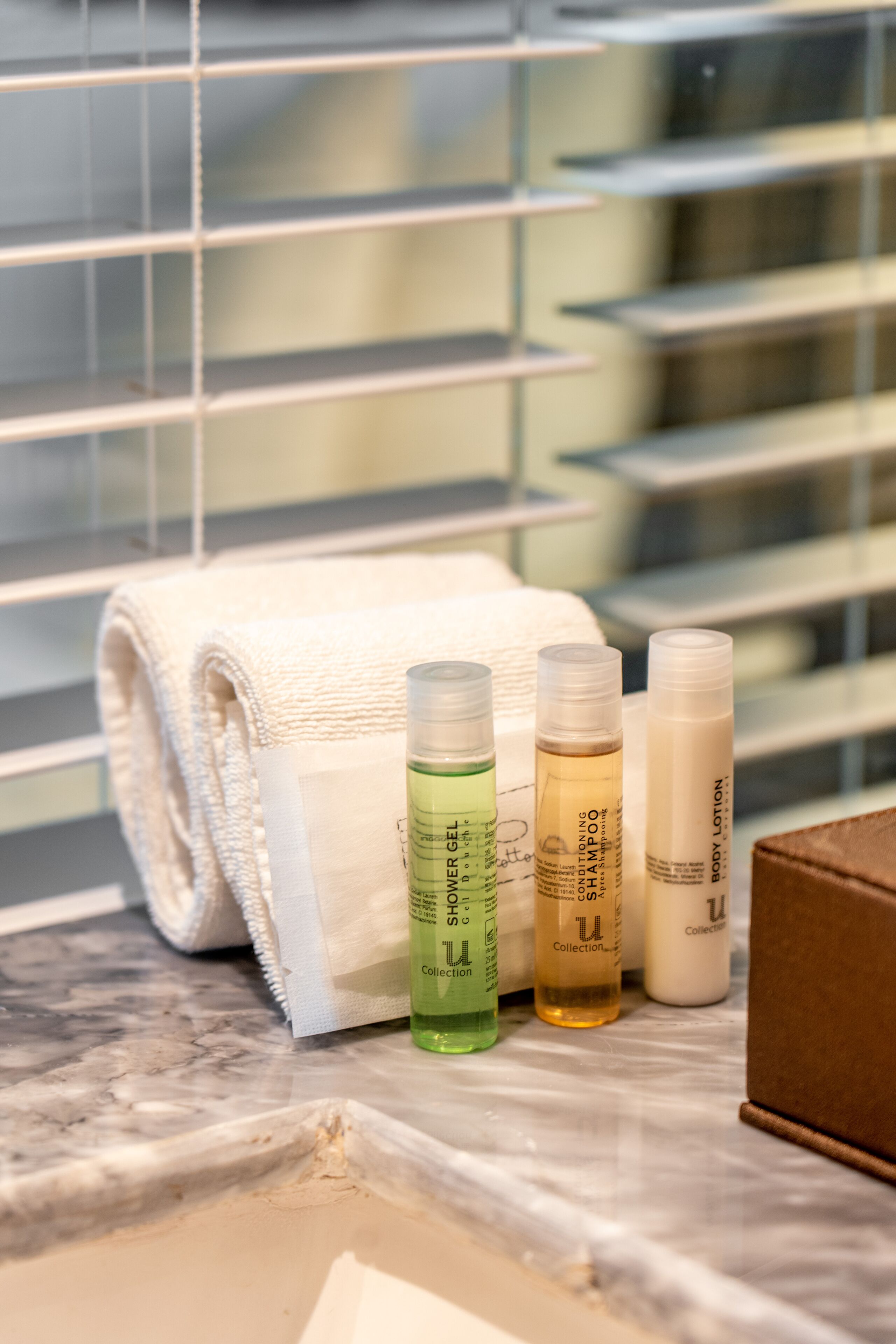 combined shower/bathtub, free toiletries, hair dryer, bathrobes