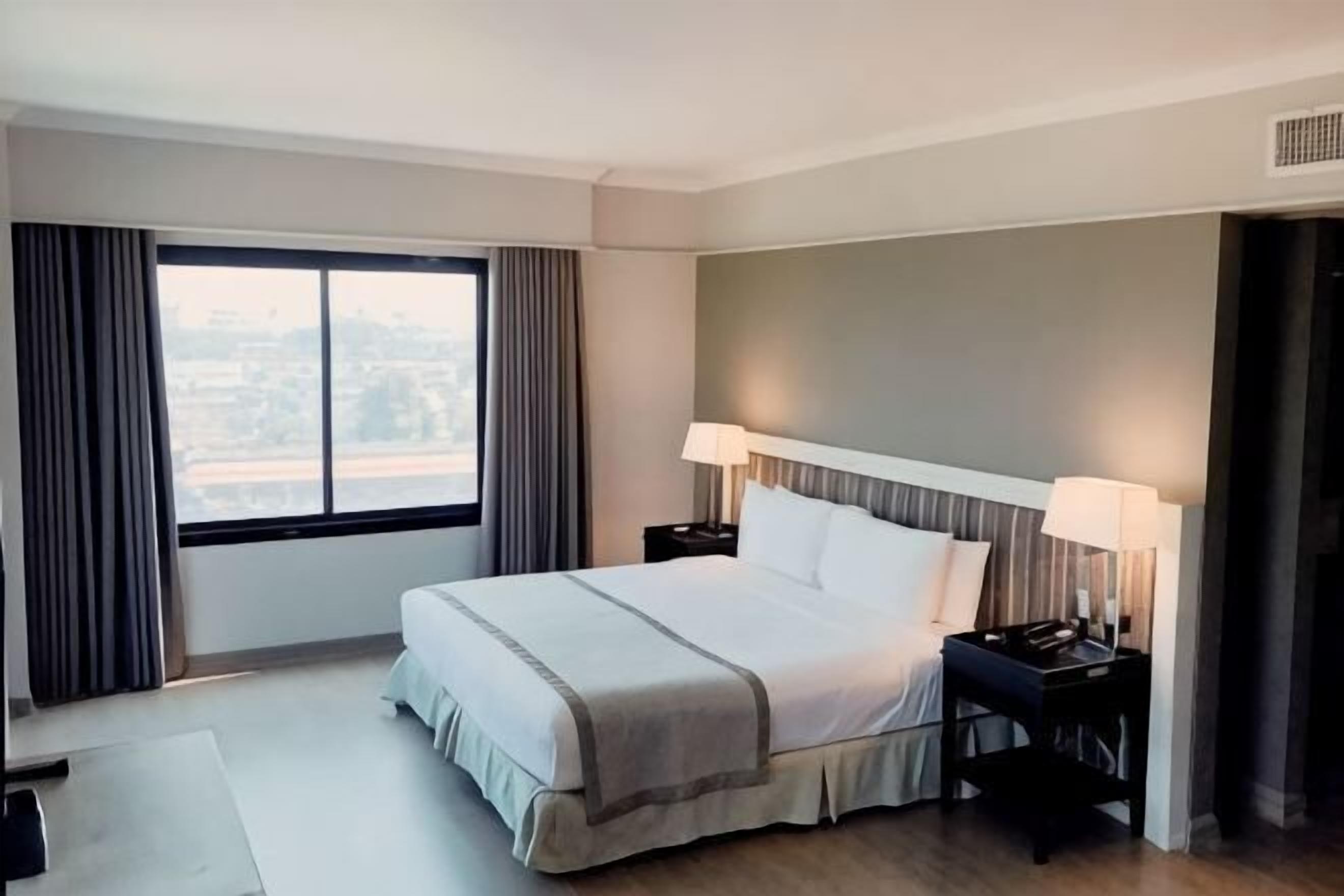 Minibar, in-room safe, desk, blackout drapes