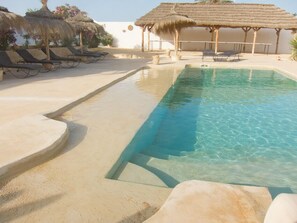 Outdoor pool - Menzelcaja (Aghir)