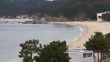 Camera con 2 letti singoli, vista oceano | Vista dalla camera