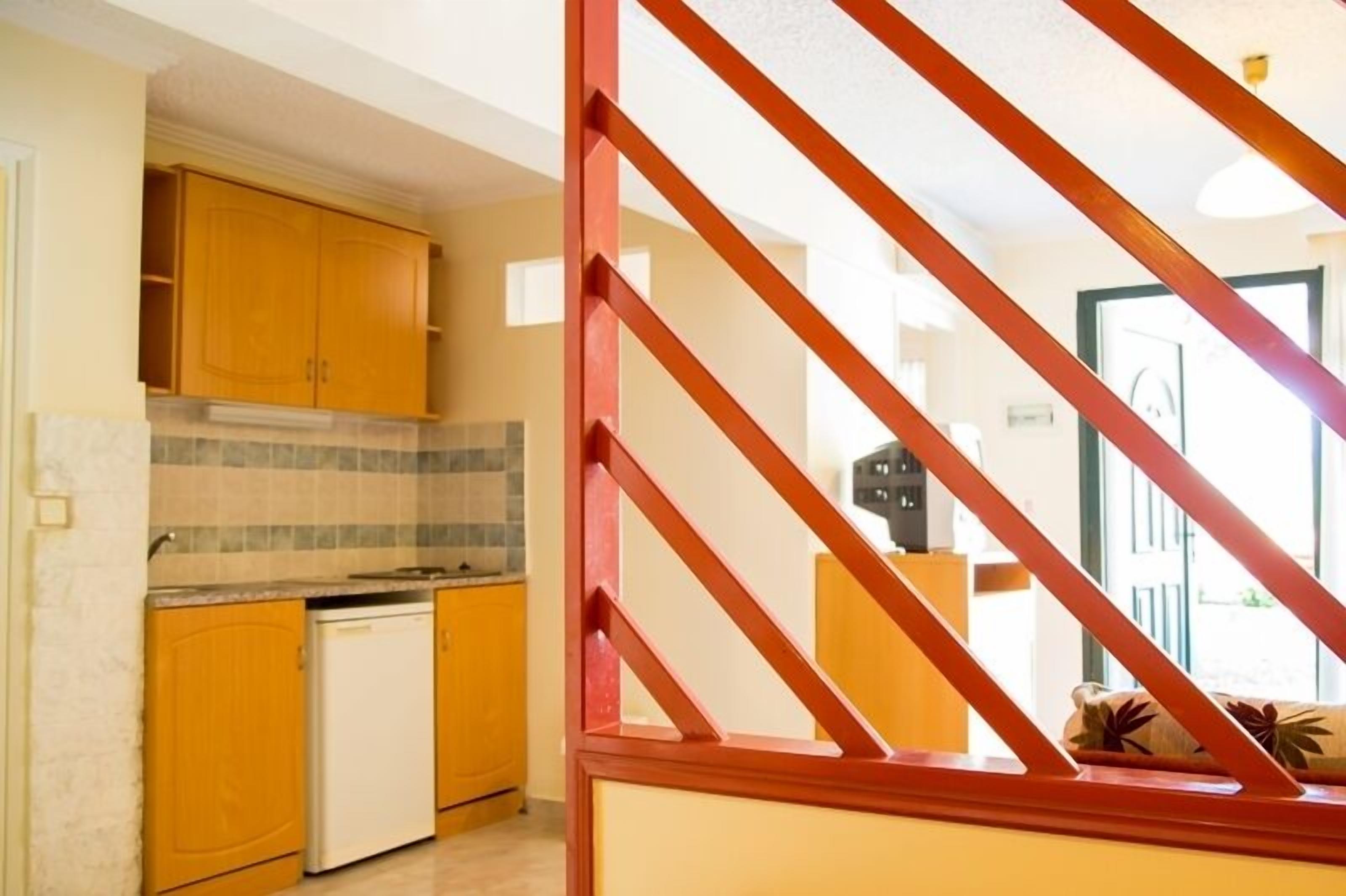 apartment (for 4 adults & 1 child) | free wifi, bed sheets