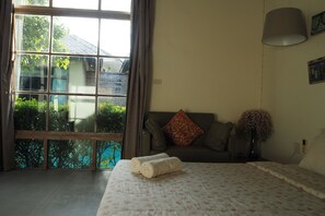 ห้องซูพีเรีย | ห้องพักตกแต่งอย่างมีเอกลักษณ์, ตกแต่งพิเศษโดยเฉพาะ, โต๊ะทำงาน