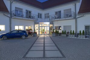 View from property - Hotel Bardo (Bardo)