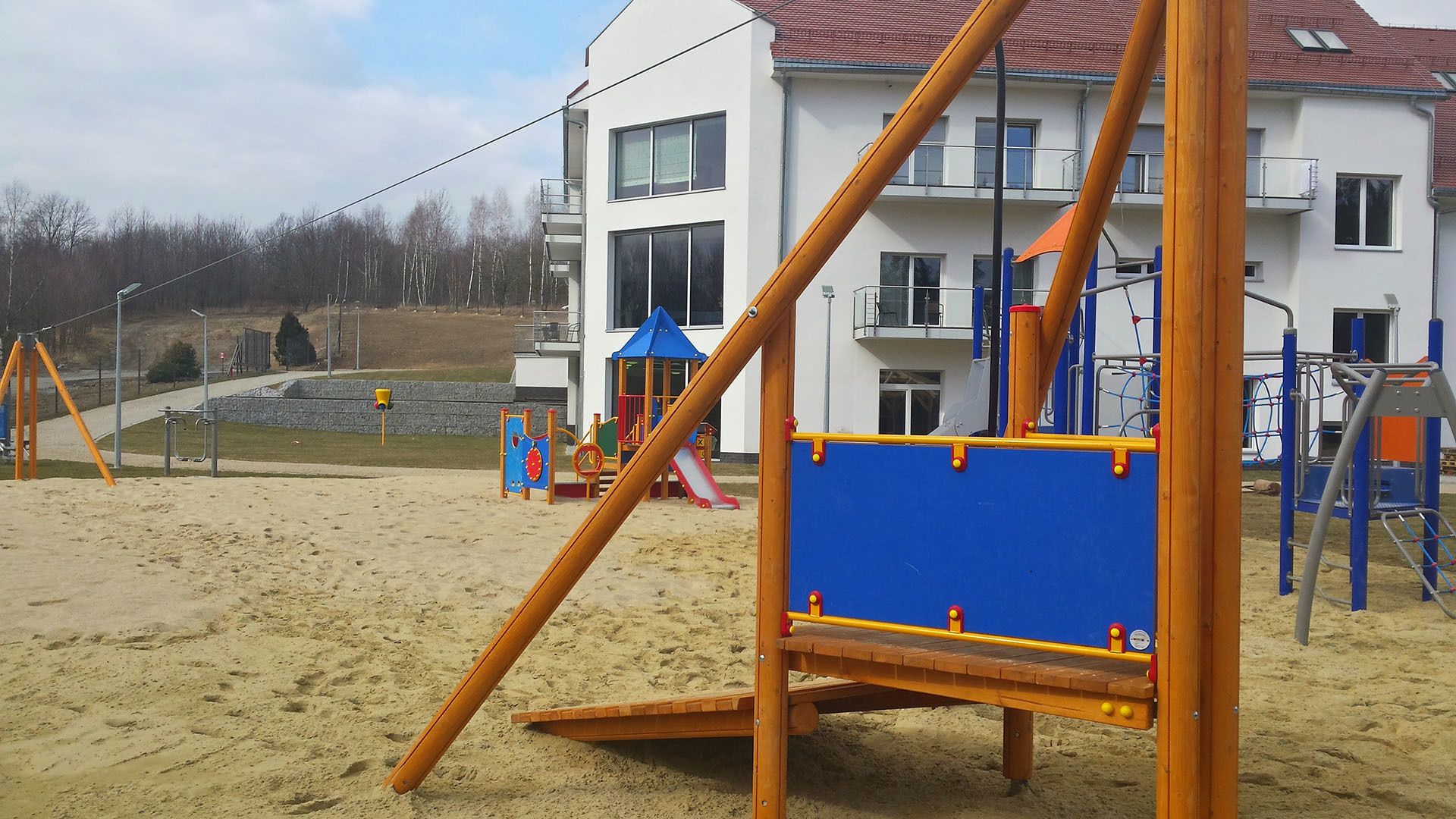children’s play area – outdoor
