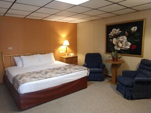 Desk, free WiFi, bed sheets - Five Star Inn (Maggie Valley)