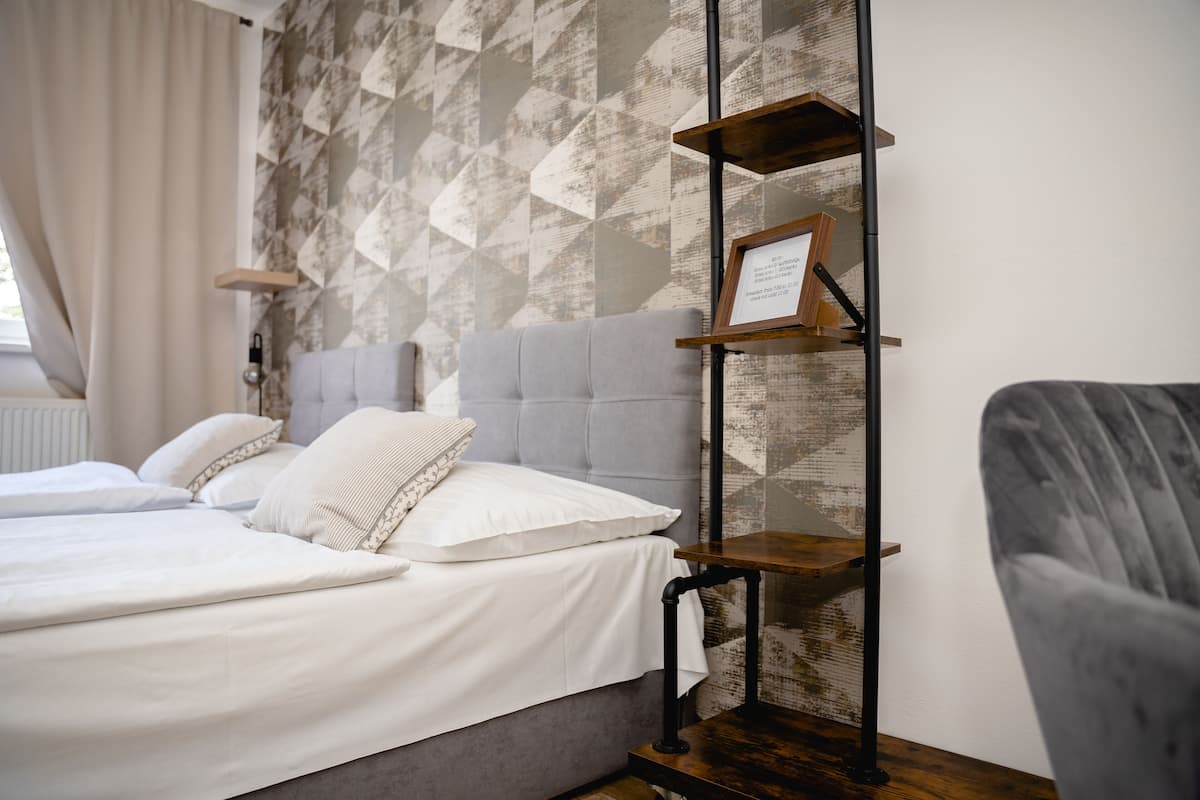 Comfort Double or Twin Room | Free WiFi, bed sheets