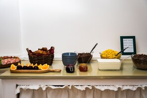 Petit déjeuner buffet