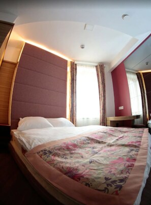 Iron/ironing board, free WiFi, bed sheets - Hostelo Berlin Mitte (Berlin)