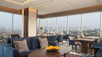 豪華客房, 1 張特大雙人床 (Club Lounge Access) | 酒廊