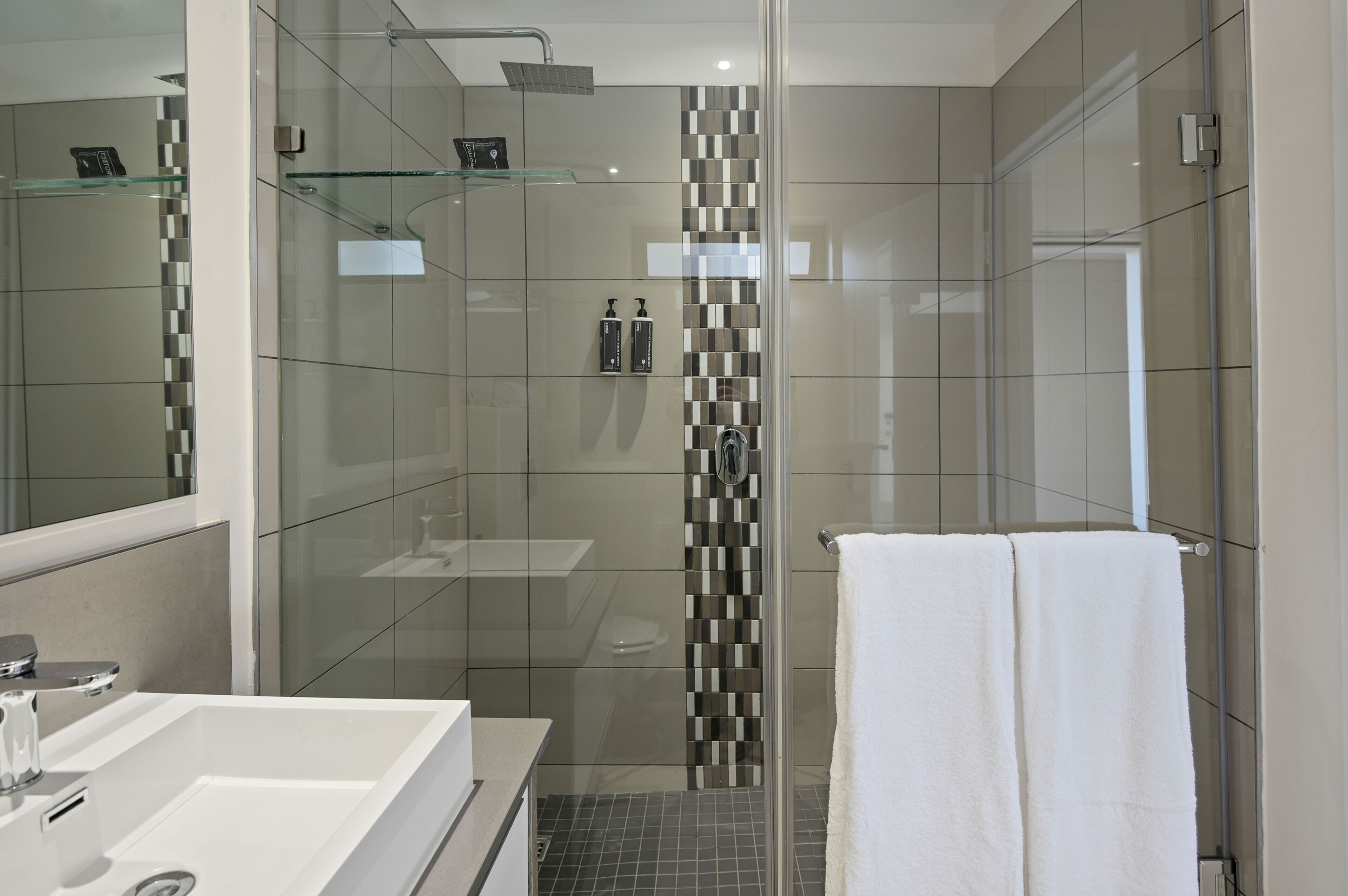 Photo - The Capital on Bath