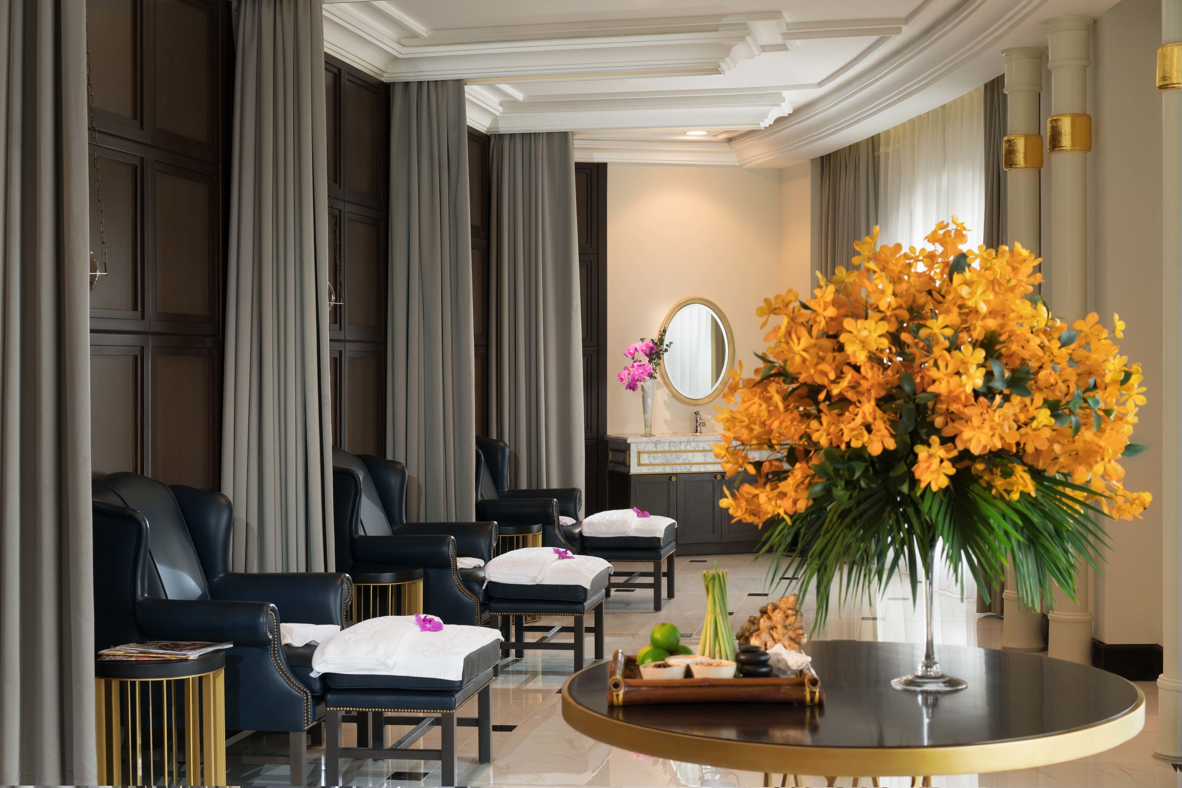 sauna, hot tub, steam room, body treatments, facials