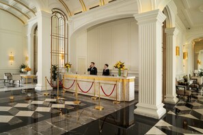 Reception - Vinpearl Resort & Spa Ha Long (Ha Long)