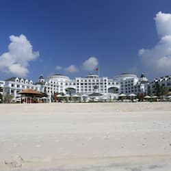 Private beach, sun-loungers, beach umbrellas