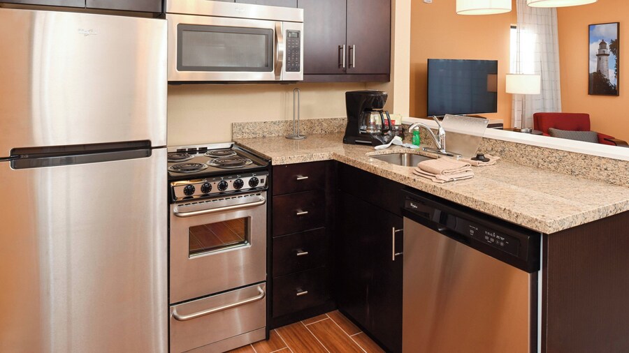 TownePlace Suites Detroit Commerce