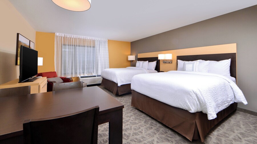TownePlace Suites Detroit Commerce
