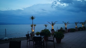 Beach/ocean view