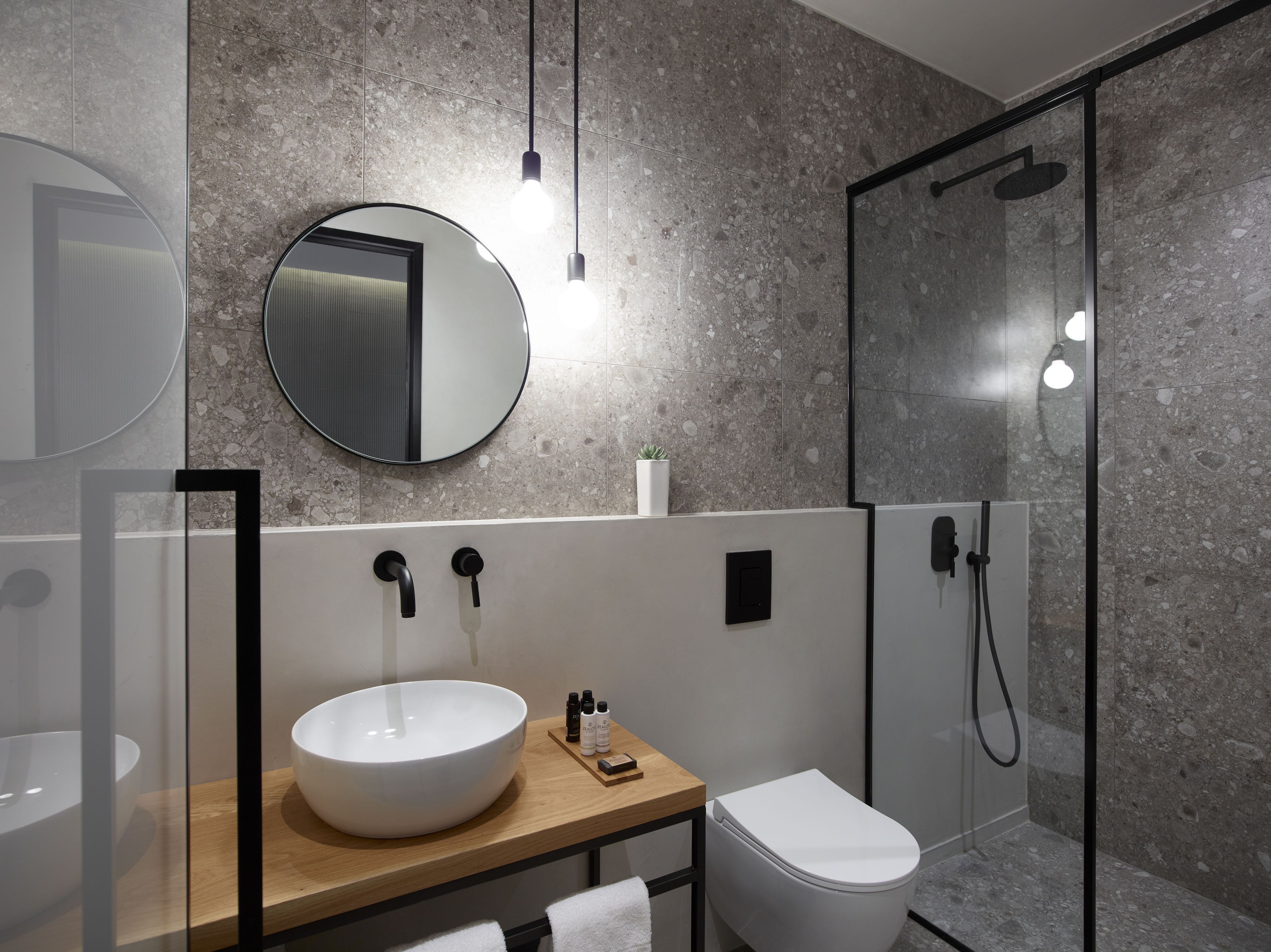 deluxe room, city view | premium bedding, in-room safe, individually decorated