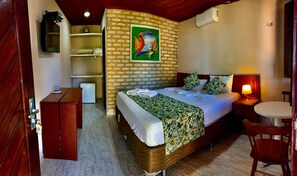 Minibar, free WiFi, bed sheets - Pousada Ponta dos Anéis (Maxaranguape)