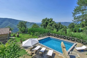 Seasonal outdoor pool - Villa Margherita (Cortona)