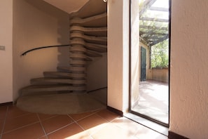 Staircase - Villa Le Murate (Passignano sul Trasimeno)