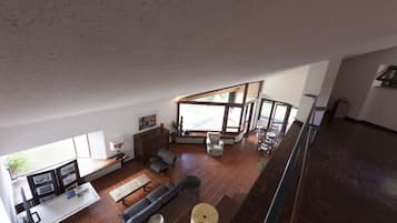 Casa, 3 quartos (Villa Le Murate) | Área de estar | TV de tela plana