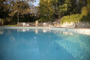 Seasonal outdoor pool - Villa Le Murate (Passignano sul Trasimeno)