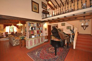 Staircase - Villa San Savino (Monte San Savino)