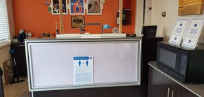 Reception - Motel 6 Baker City, OR (Baker City)
