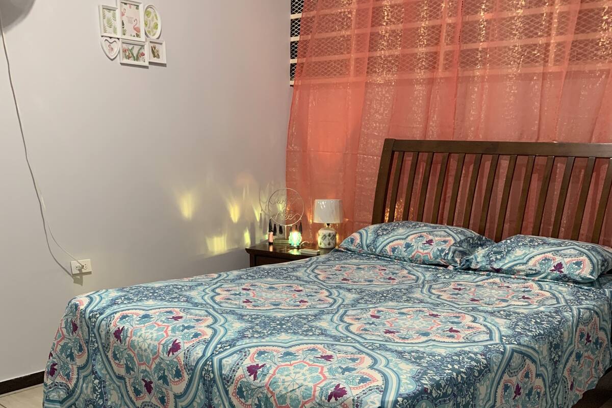 Deluxe Apartment, 2 Bedrooms, Mountain View, Ground Floor | Katil lipat simpan/tambahan, Wi-fi percuma, cadar katil