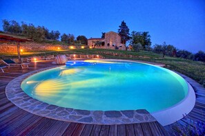 Seasonal outdoor pool, pool loungers - Villa Ferdinando (Poggibonsi)