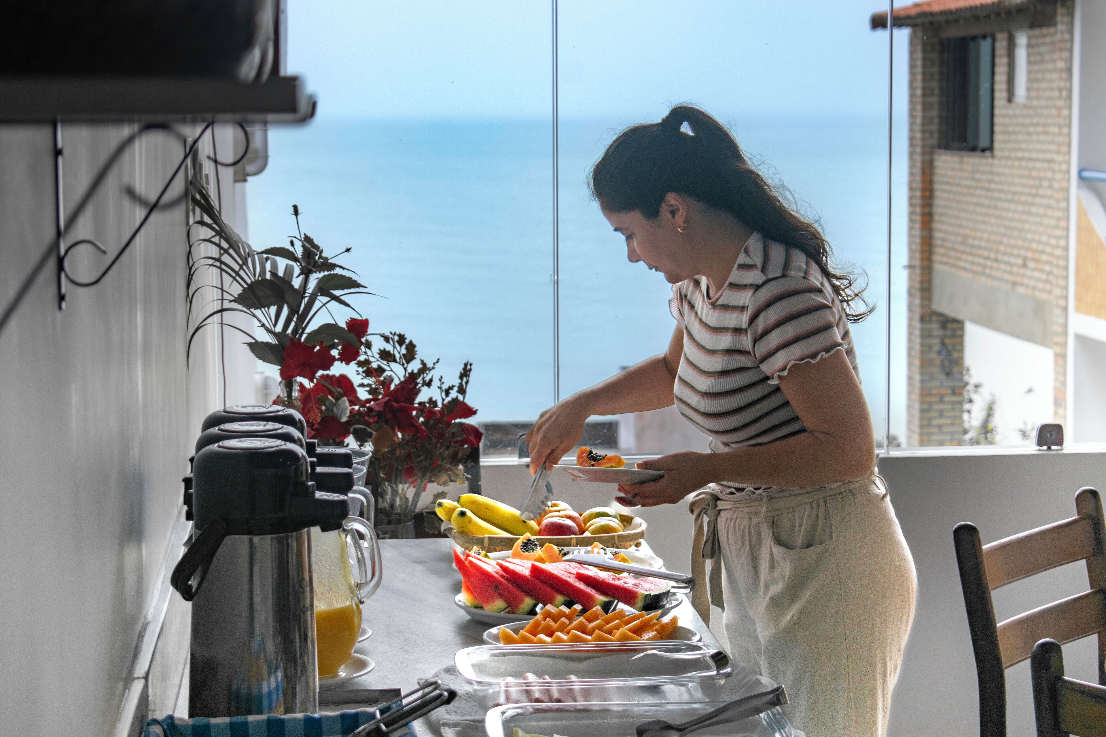 Free daily buffet breakfast