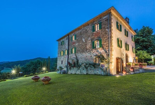 Front of property - Palazzo Rosadi (Monterchi)