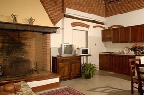 Panoramic Apartment, 2 Bedrooms (Valcellino 3 - Francesca)