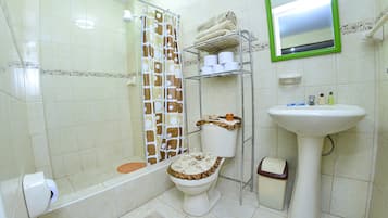 Comfort Double Room, 1 Bedroom, City View | Bathroom | Shower, free toiletries, towels