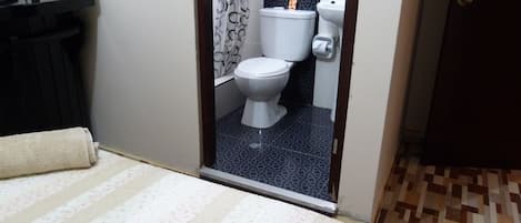 Doppelzimmer | Badezimmer