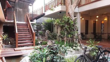 Mặt tiền nơi lưu trú