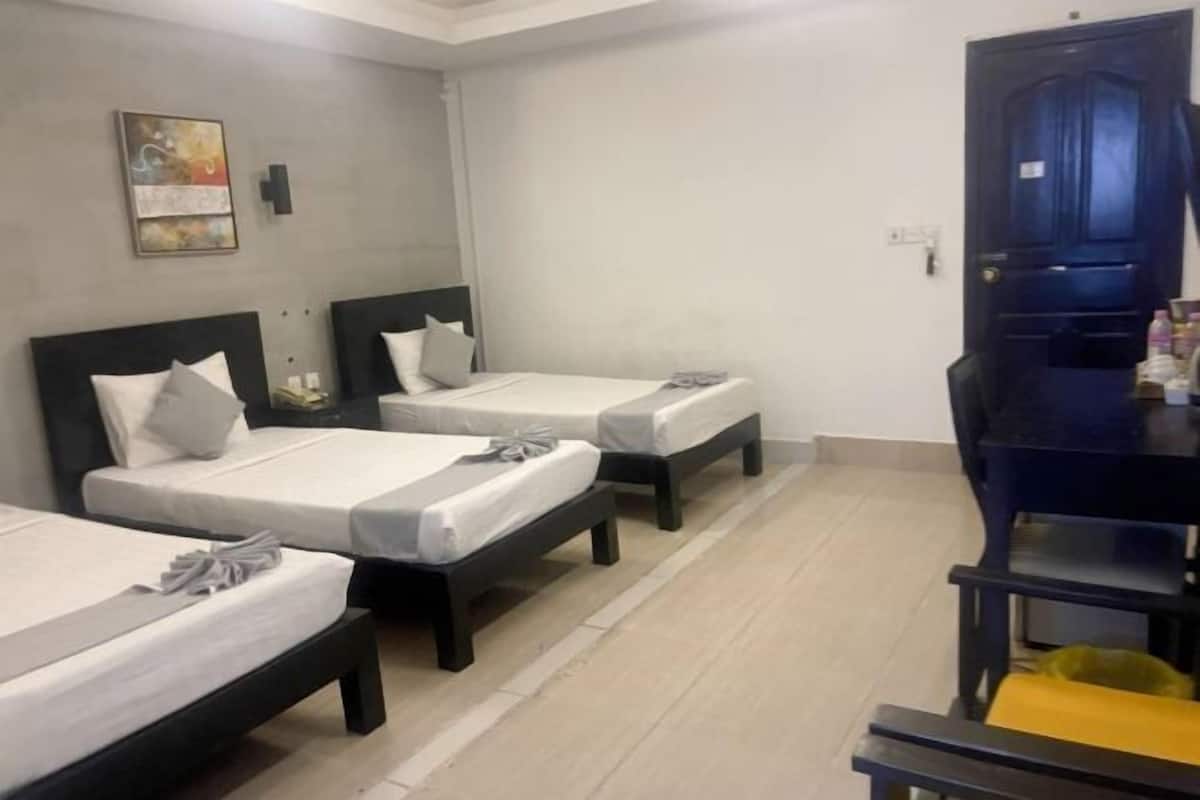 1 bedroom, minibar, in-room safe, desk