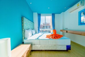 1 bedroom, in-room safe, desk, laptop workspace - Atlantis Resort Jomtien Beach (Pattaya)