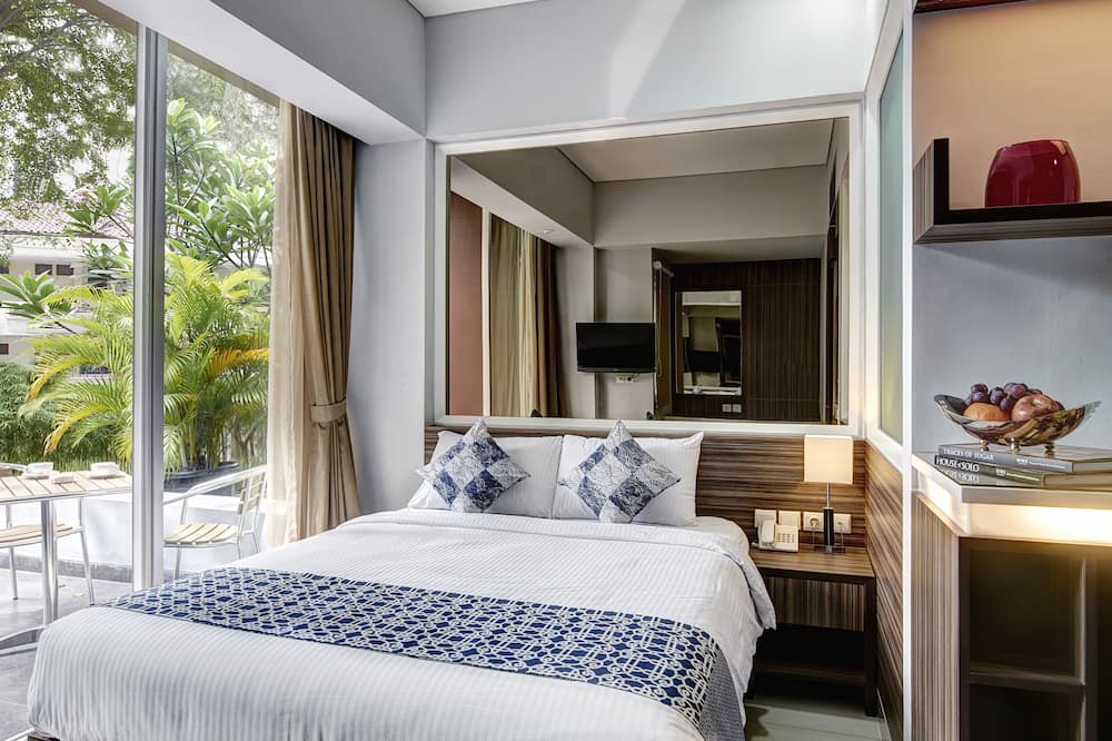 Sampit Residence Managed by FLAT06