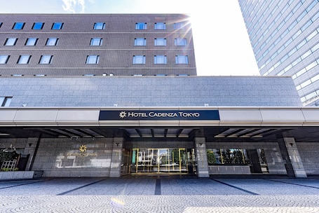 Exterior. Hotel Cadenza Tokyo
