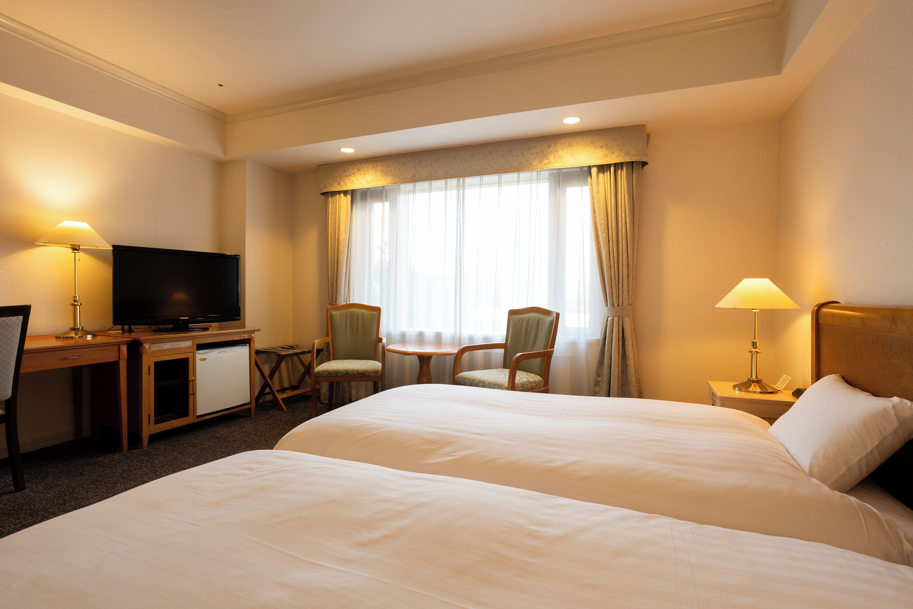 雙床房, 非吸煙房 | 羽絨被、書桌、筆電工作空間、遮光布/窗簾