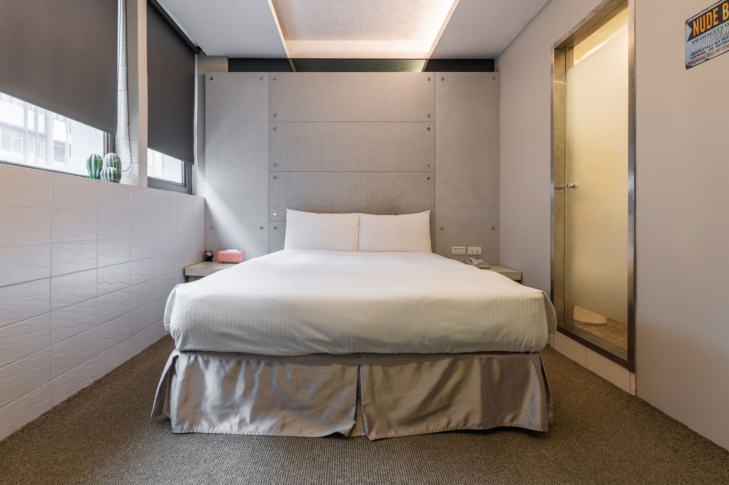 superior double room | desk, soundproofing, free wifi, bed sheets