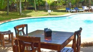 Outdoor pool, sun loungers