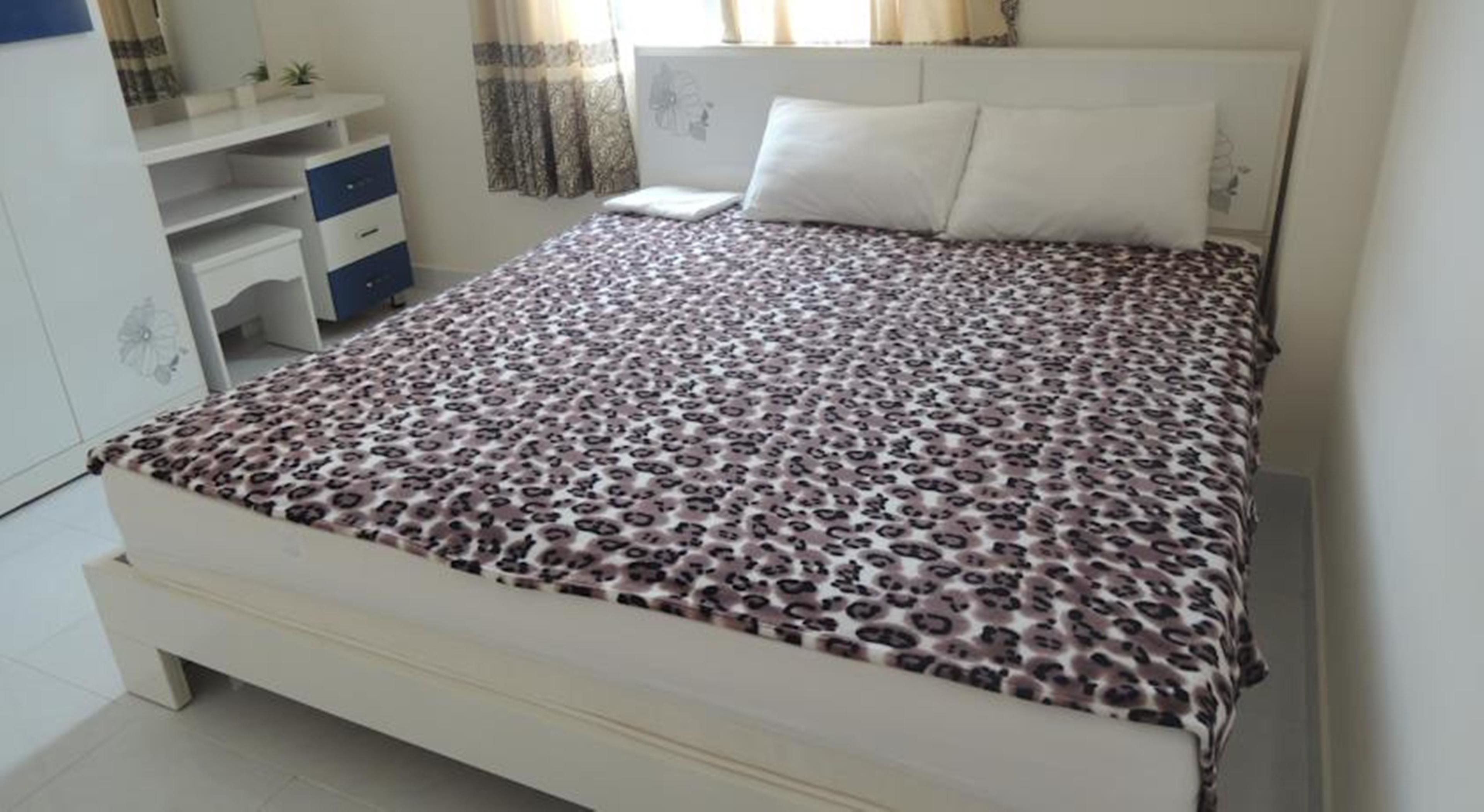 deluxe double room | desk, free wifi
