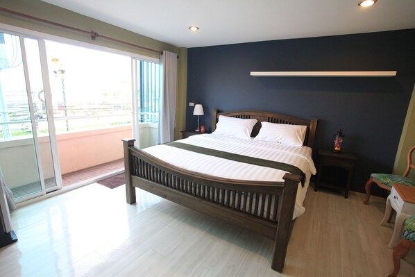 Standard Room, 1 Bedroom | Street view